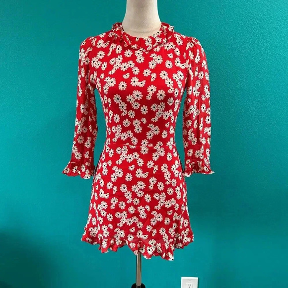 Reformation Red & White Floral Mini Dress Ruffled Cut Out Botanical Size 4 - Picture 3 of 7